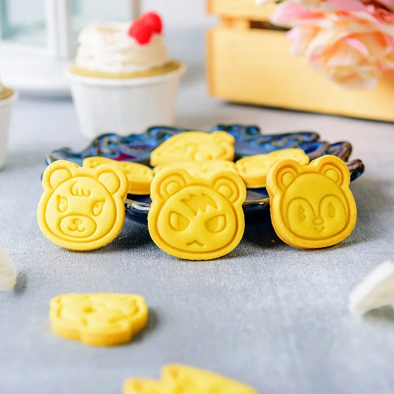 Pemotong Kue Animal Crossing,  - Home Decor Kolkata ulasan dan harga